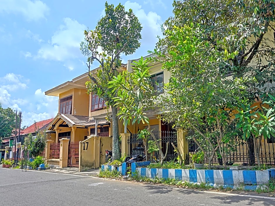 SPOT ON 91890 Kost Kalasan Syariah