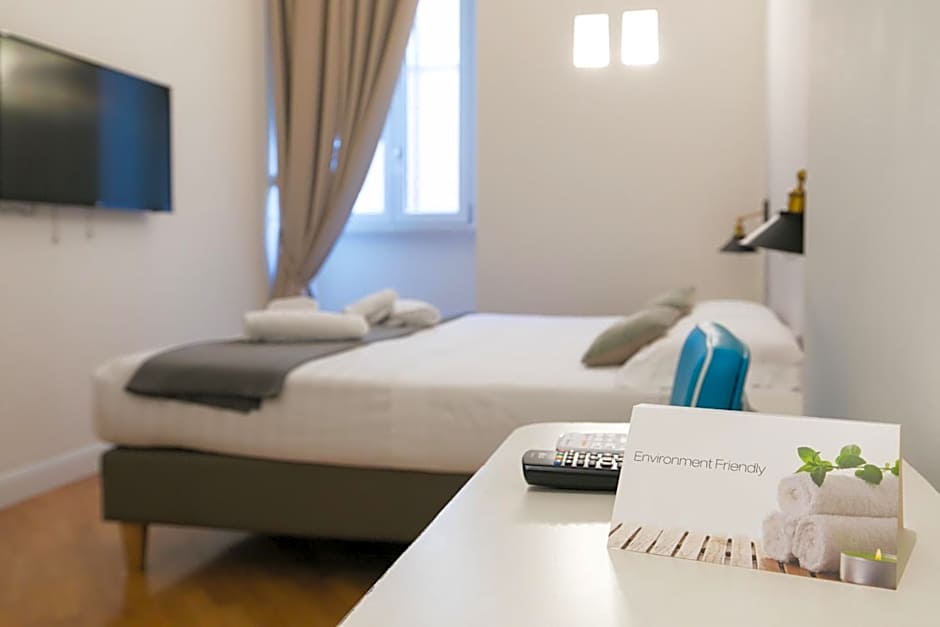 Trevi Contemporary Suite