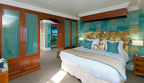 Suite with Double Bed