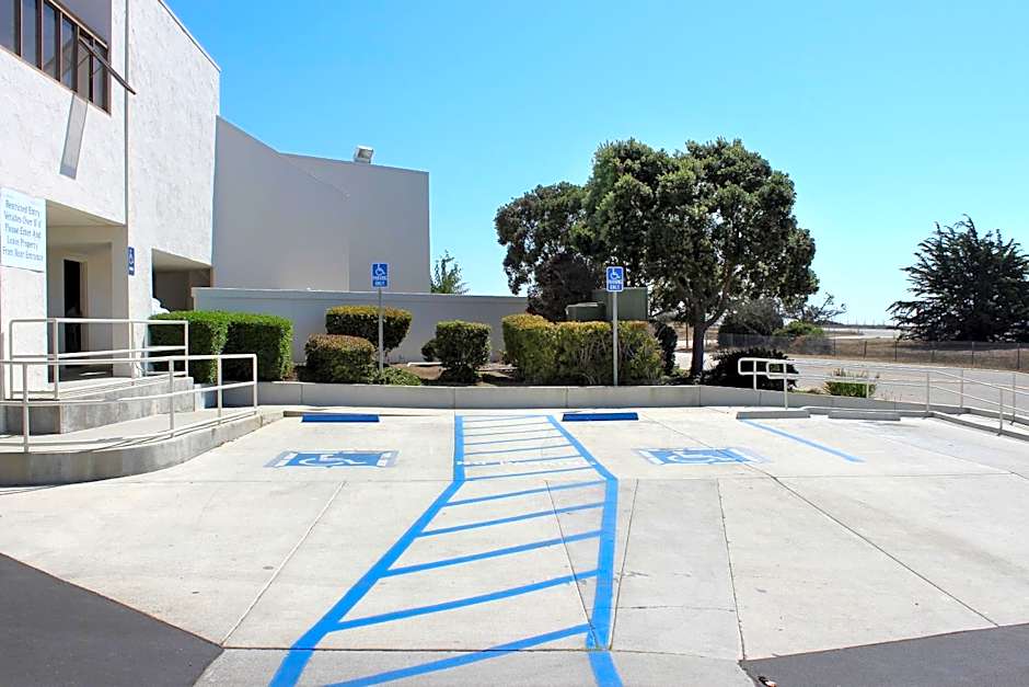 Motel 6-San Simeon, CA - Hearst Castle Area