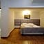 Ford Hotel