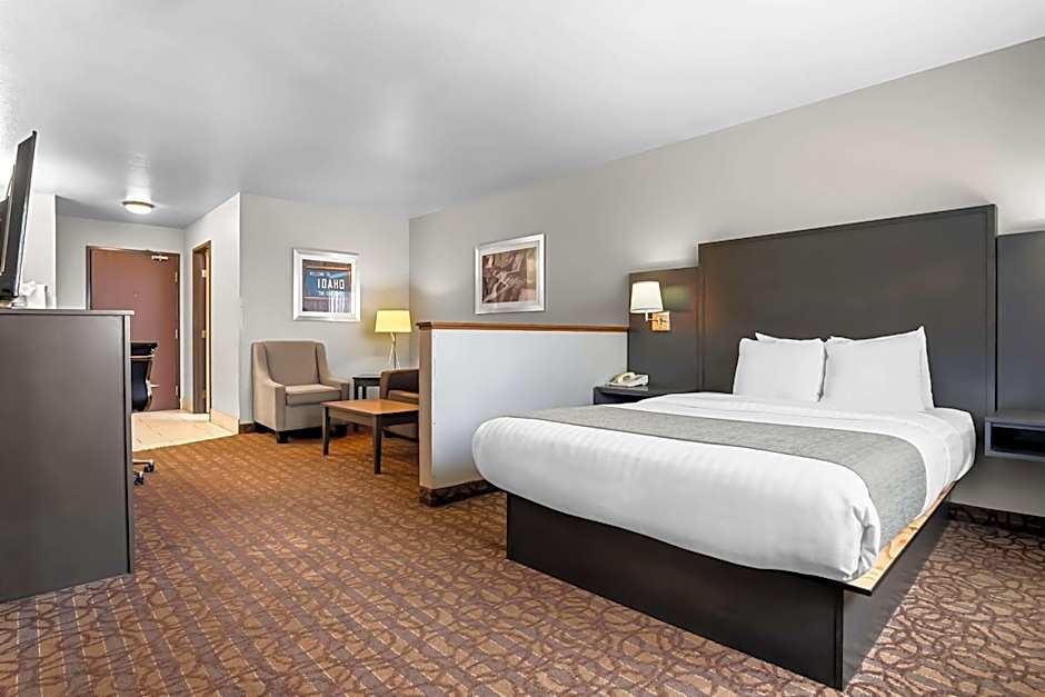 Best Western Sawtooth Inn And Suites