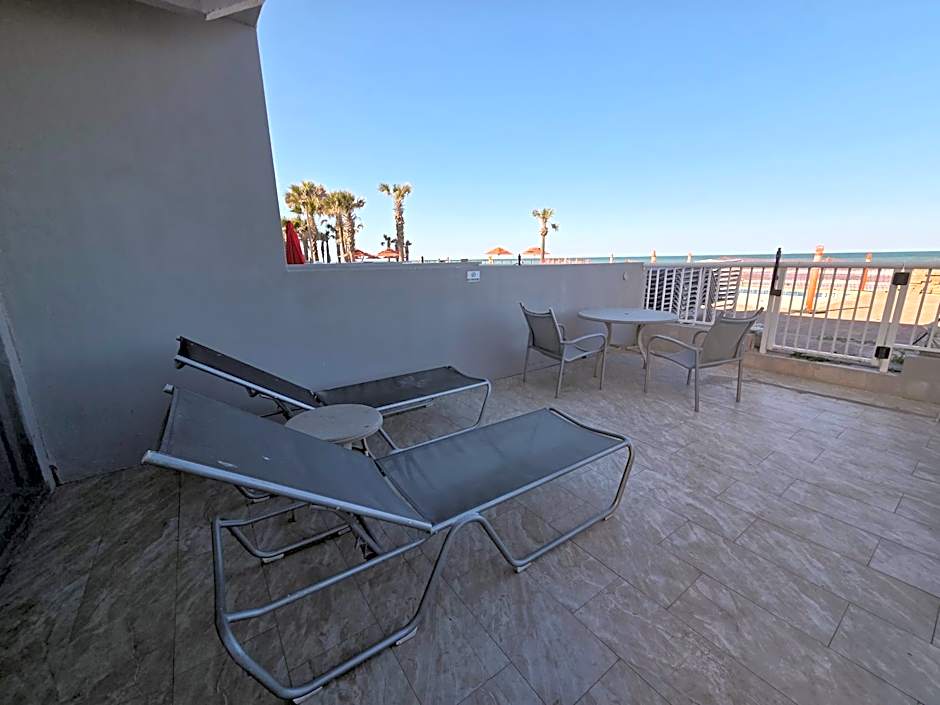 Beach House Inn