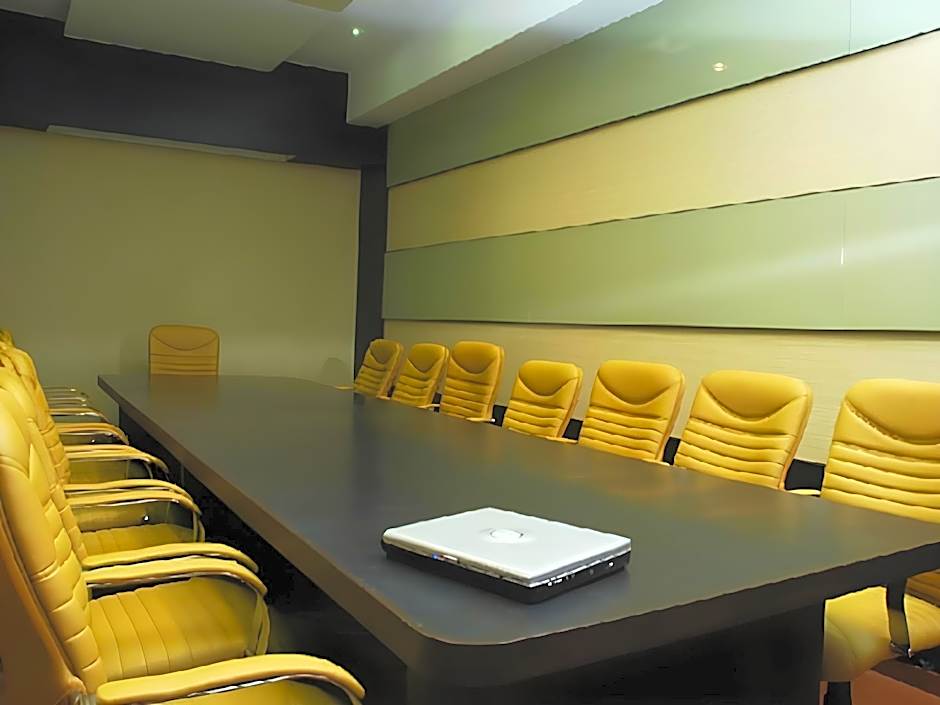 Hotel Planet Landmark