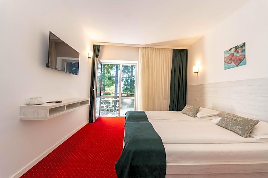 Hotel Cirus