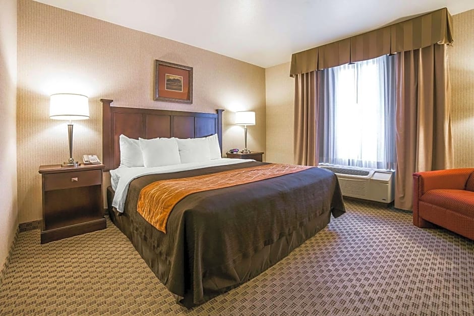 Comfort Inn & Suites Henderson - Las Vegas