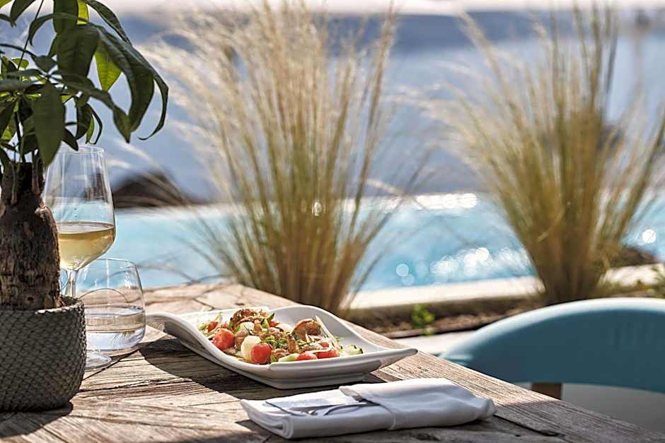 Katikies Santorini - Gea House - The Leading Hotels Of The World
