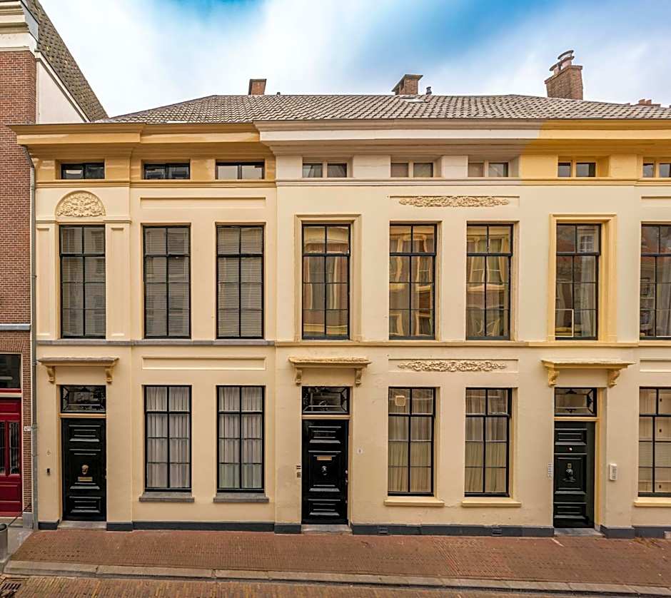 Zocher6 BnB a monumental town house in the city center