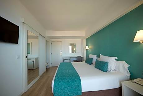 Double or Twin Room with Balcony