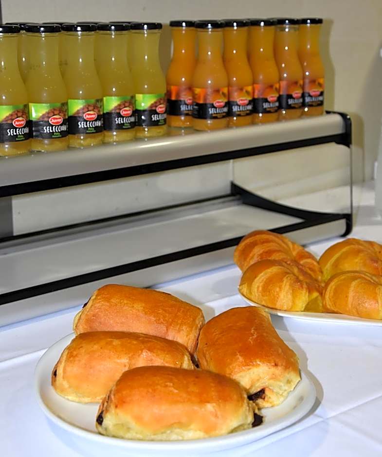 Hotel y Apartamentos SNO Isaba