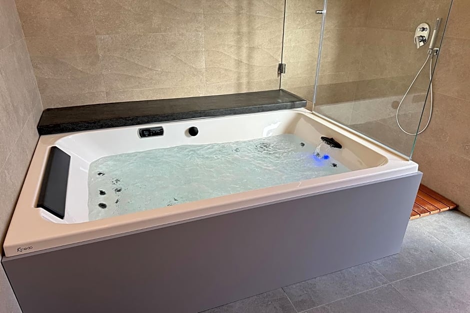 La Camelia Bianca B&B – Lerici, PA