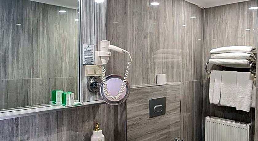 Tuzla Garden Hotel and Spa