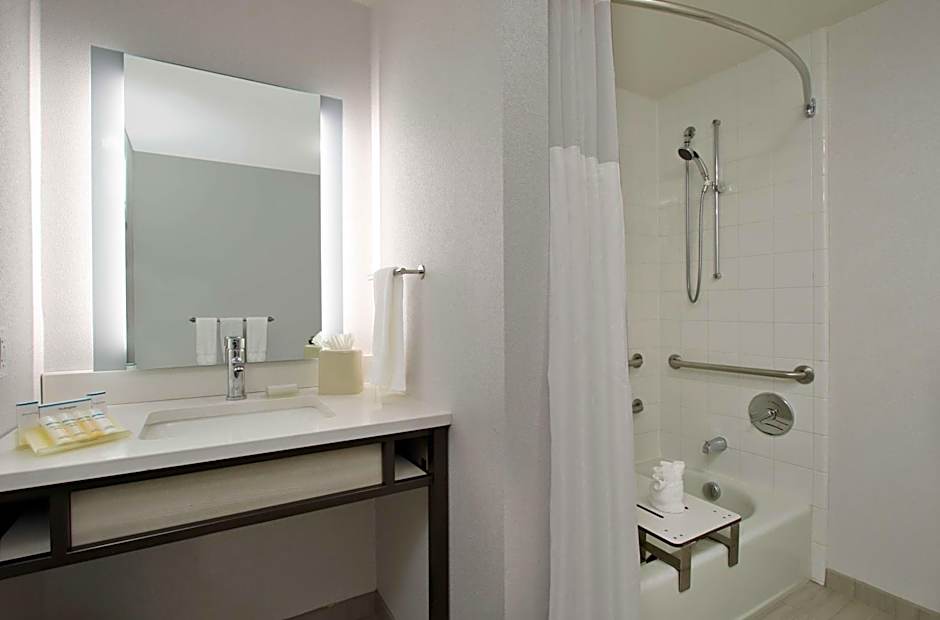 Hilton Garden Inn Columbus-University Area
