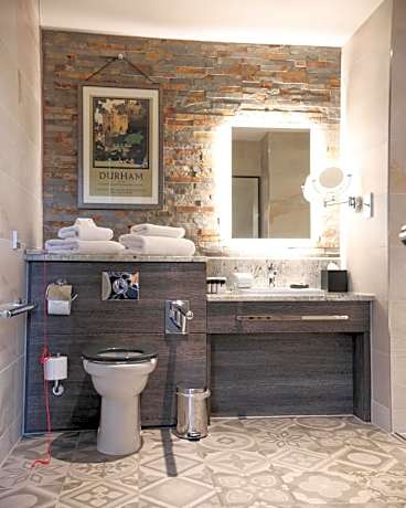 Standard Double Room - Disability Access