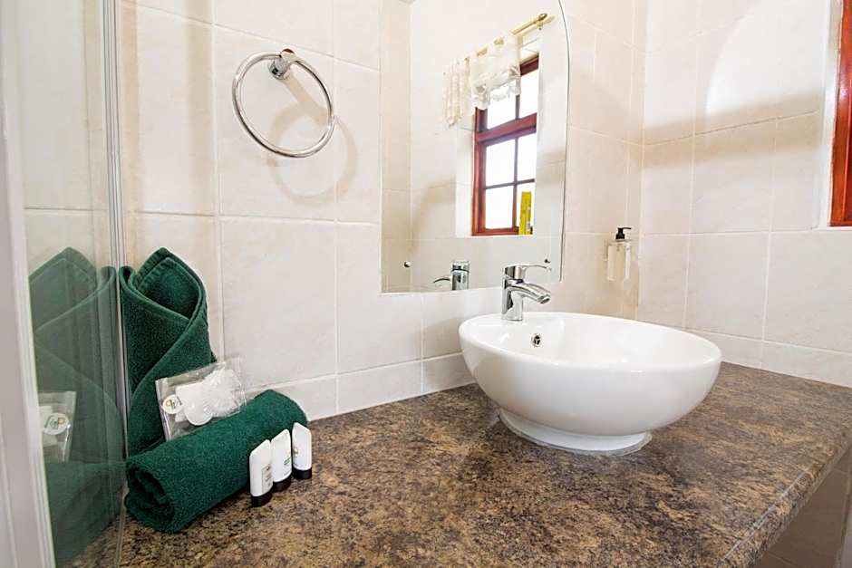 Storms River Guest Lodge