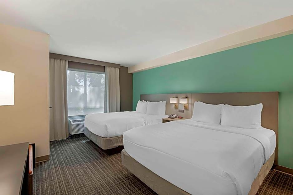 Comfort Suites