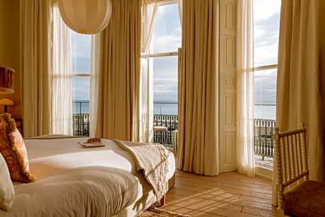 No.124 by GuestHouse, Brighton