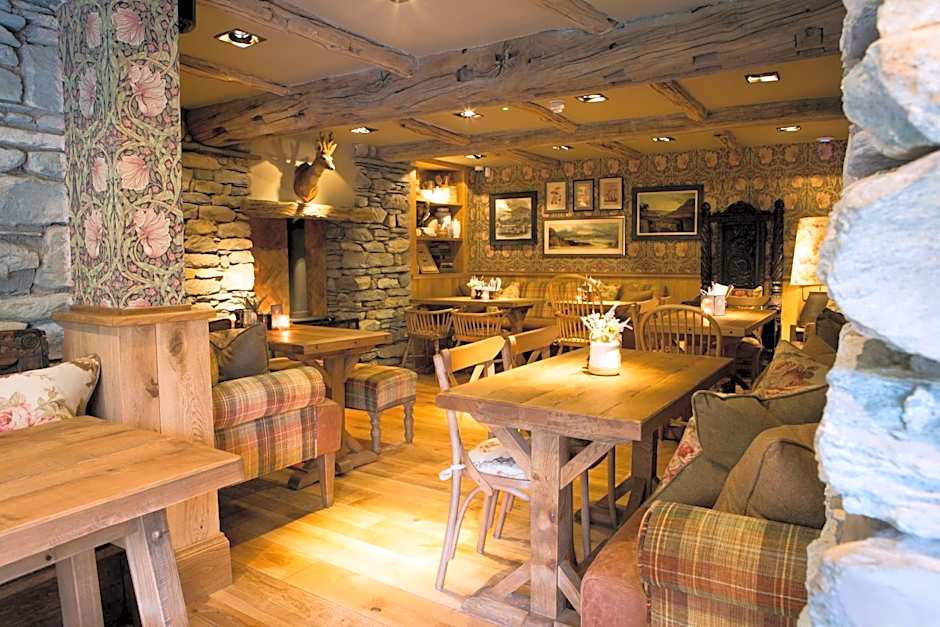 The Queen's Head Hotel