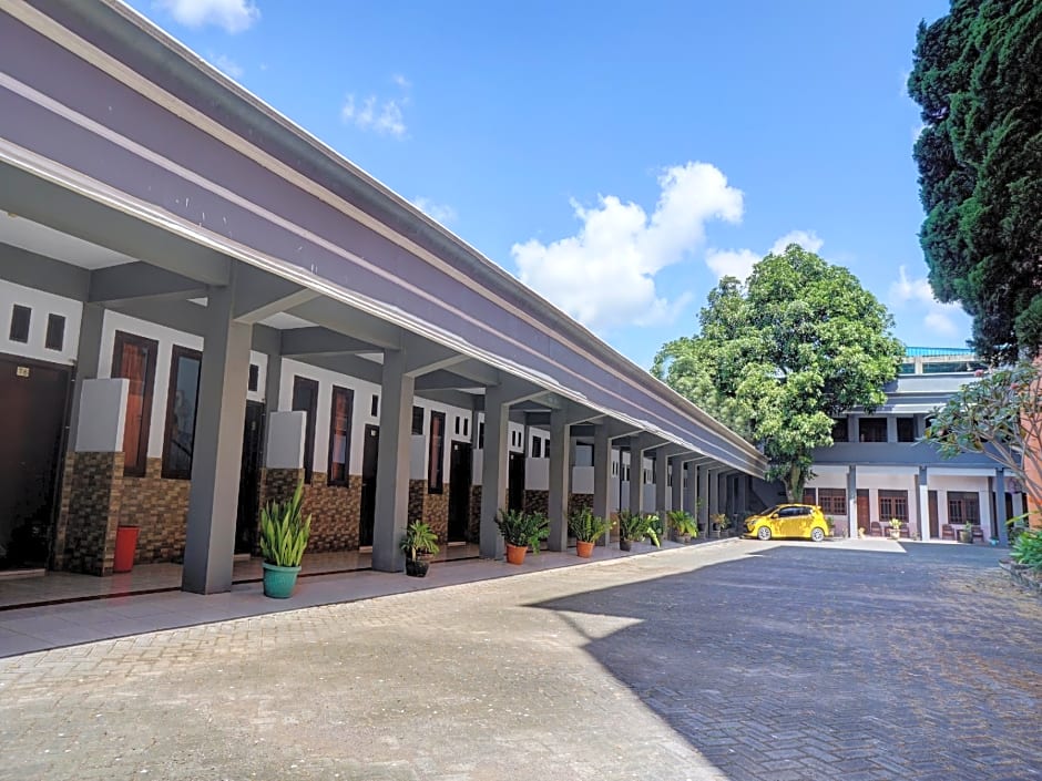 Collection O 92868 Nusantara Hotel