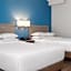 Premier Inn & Suites - Downtown Hamilton Hotel