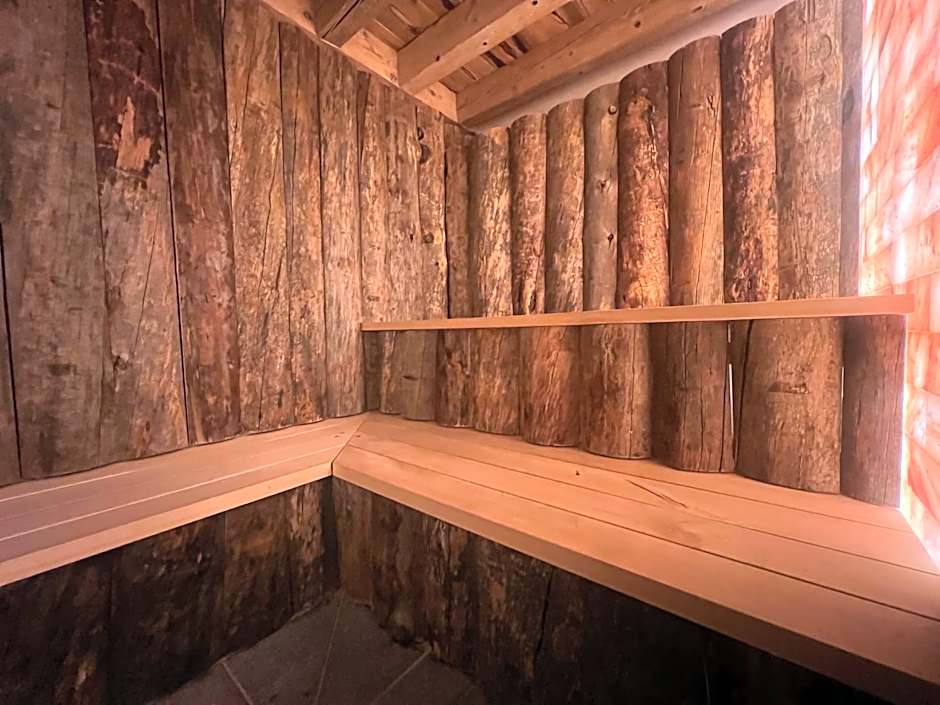 Gite Roche Des Ducs avec Piscine toute l'année, Spa, Sauna, Hammam