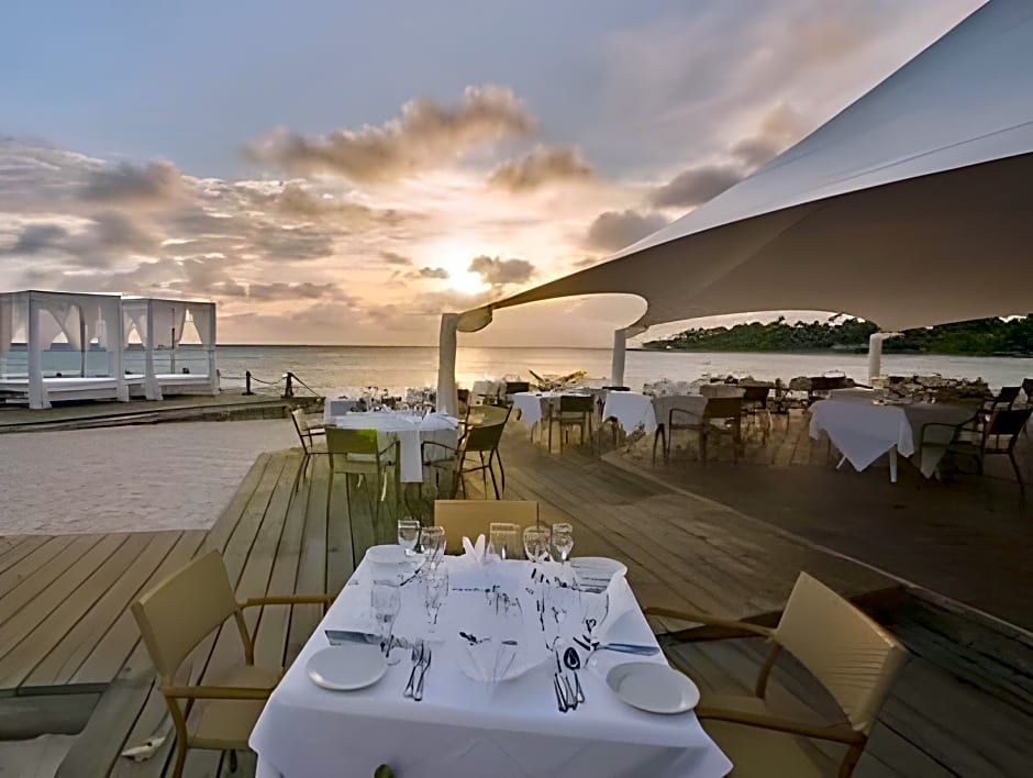 Viva Dominicus Palace by Wyndham, A Trademark All Inclusive