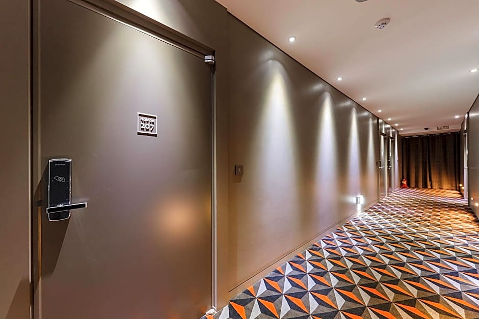 Daejeon Namoo Hotel