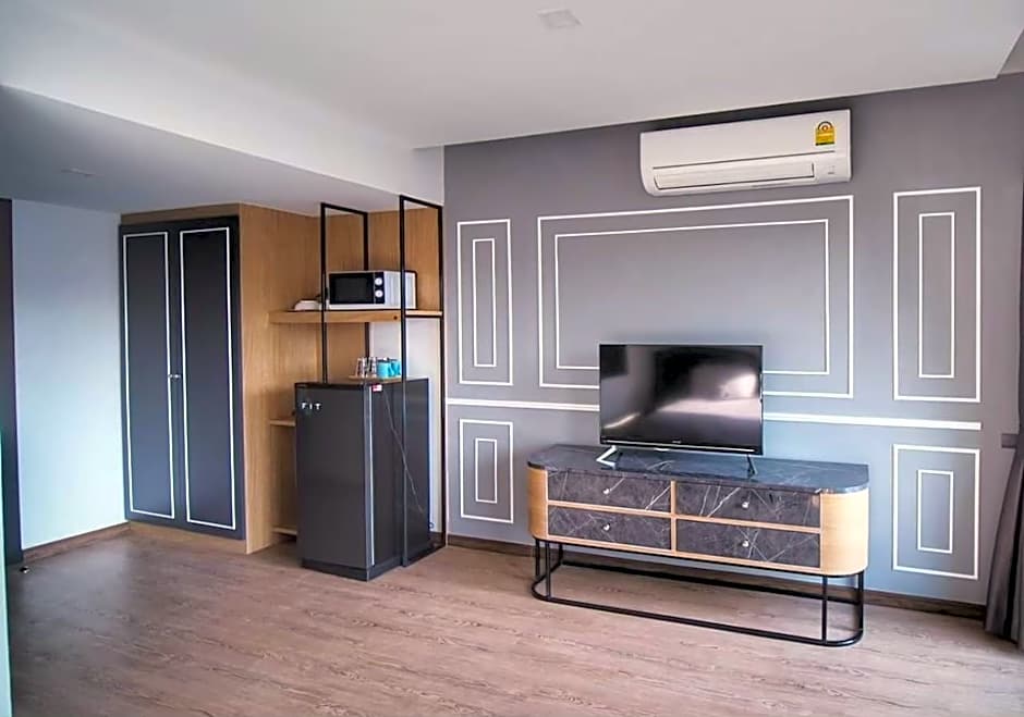 Sleep with me Pattaya