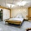 Golden Pars Hotel