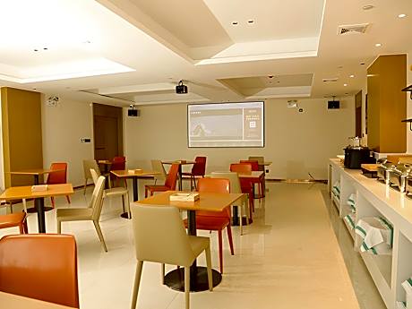 City Comfort Inn Maoming Binhai New Area Diancheng