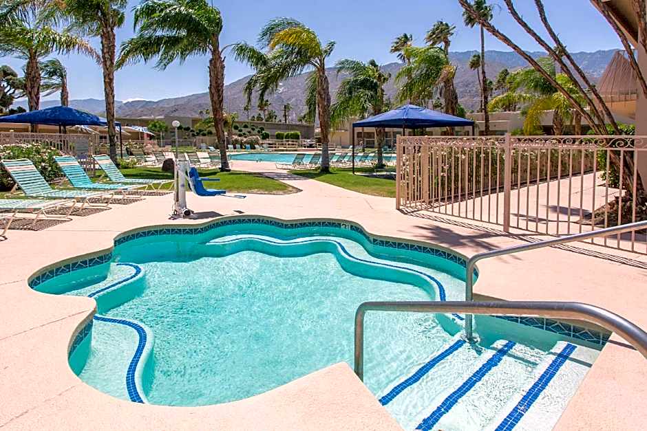 Days Inn Palm Springs – Palm Springs, CA