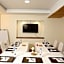 Bidwood Suite Hotel, Opposite Sarit Centre