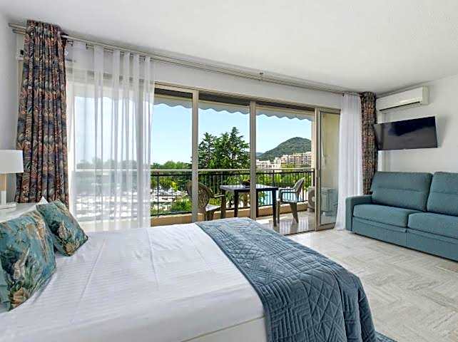 Cannes Marina Appart Hotel Mandelieu