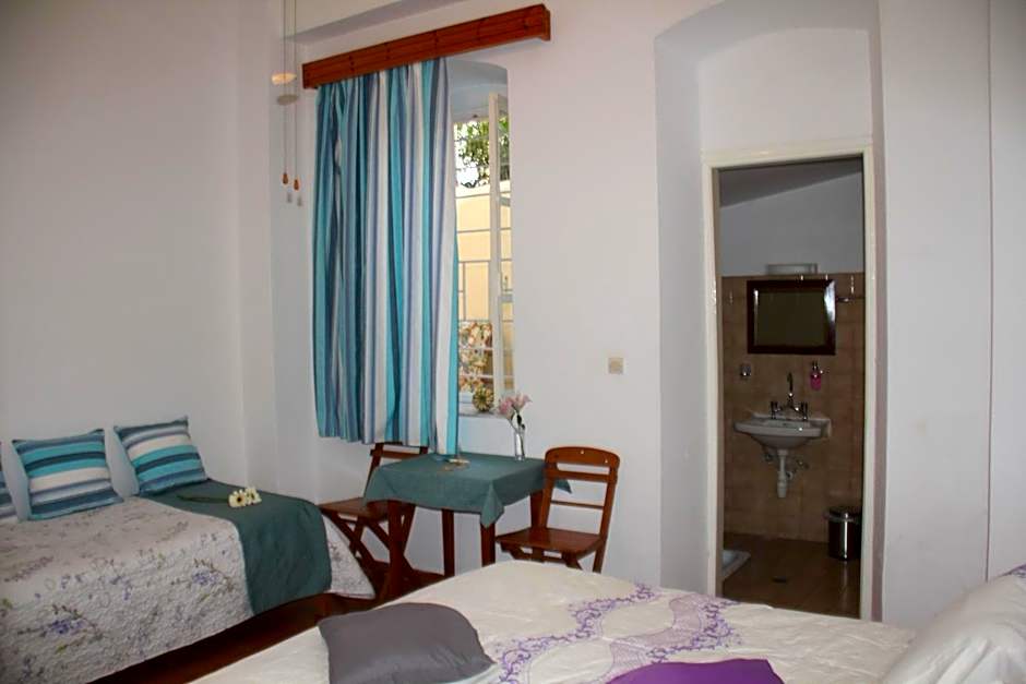 Medieval Rose Guest House