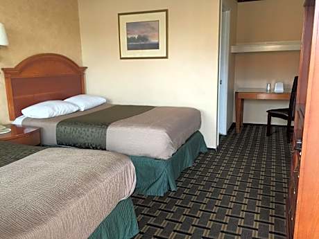 Double Room with Two Double Beds - Smoking