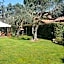 Aurelia Garden Gold B&B