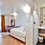 Hotel Habituel