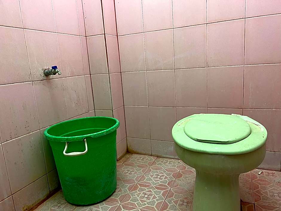 Hotel O Mely Homestay