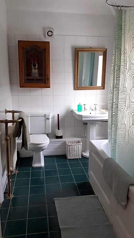 Kingsway Bed & Breakfast