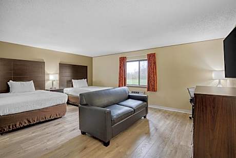 2 Queen Beds Non-Smoking Larger Room Sofabed Microwave Mini-fridge Wi-Fi Continental Breakfast