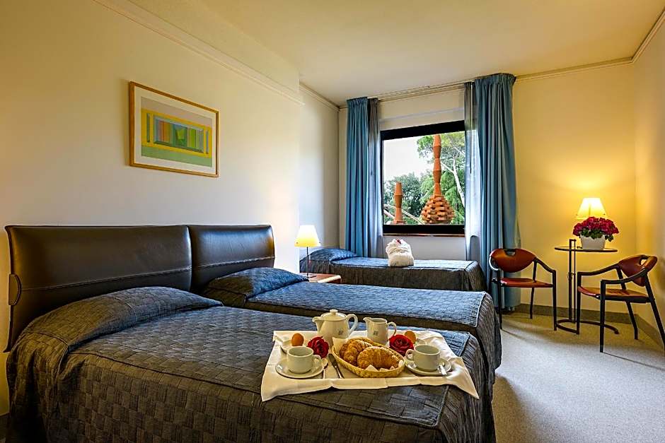 Albornoz Palace Hotel