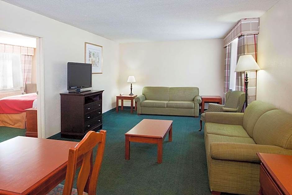 Country Inn & Suites by Radisson, Hiram, GA