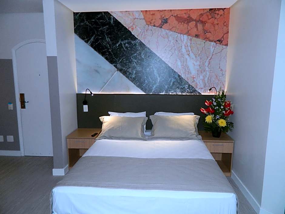 Cosmopolitan Praia Flat