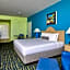 Palmetto Inn and Suites Hotel