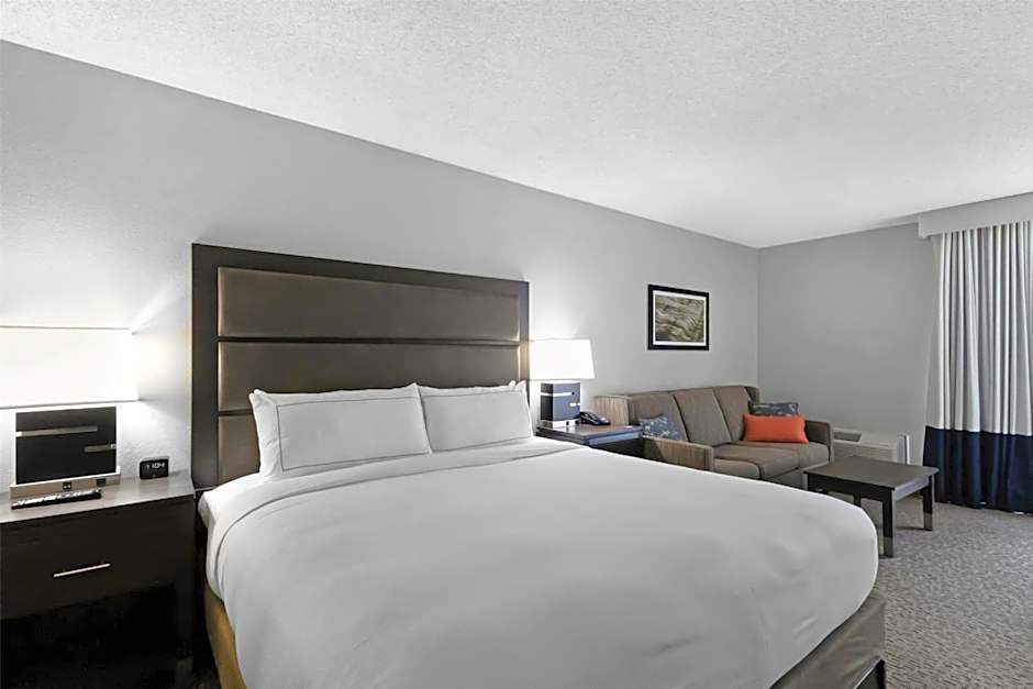 DoubleTree Hilton Hotel Exec Meeting Center Palm Beach Gardens