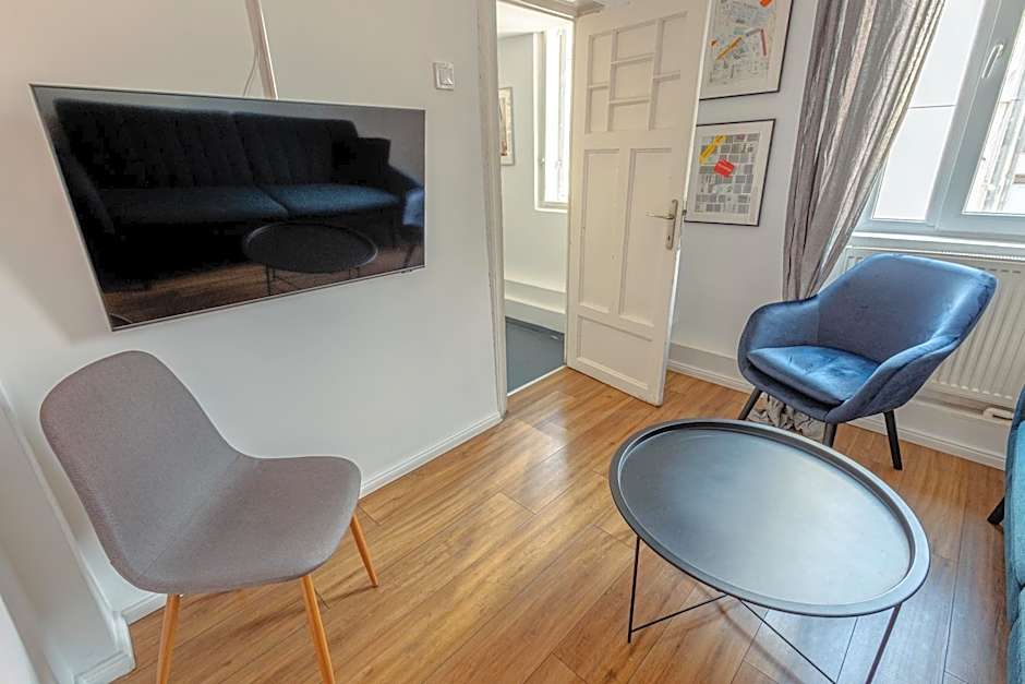 First Hostel Bucur 21