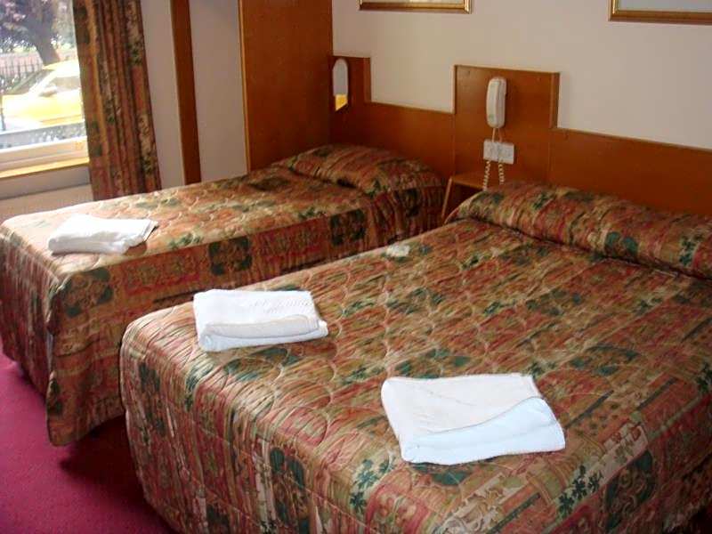 Berkeley Court Hotel