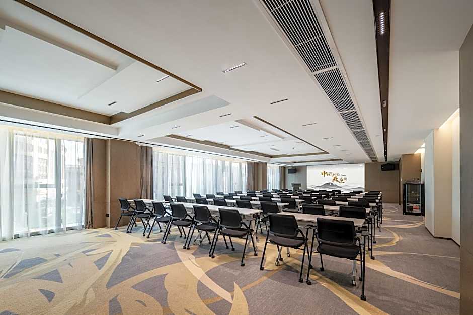 Atour Hotel Zhongshan Fuhua Road Shiqi Pedestrian Street