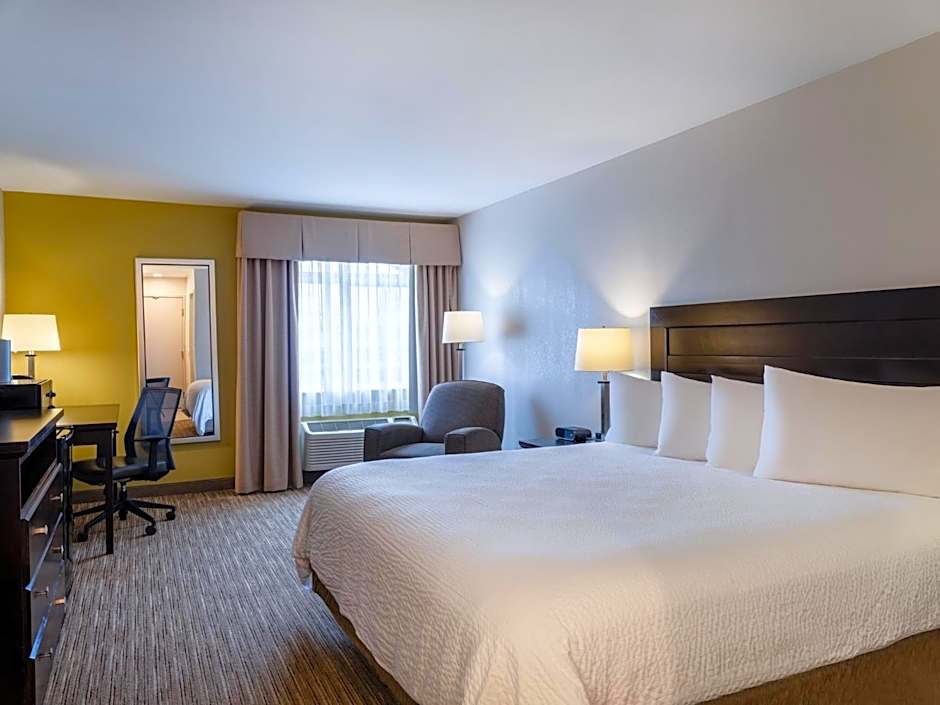 Holiday Inn Express Hotel & Suites Chicago-Libertyville By IHG
