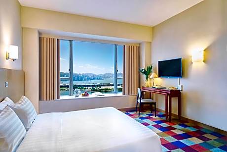 COZi Harbour View Room